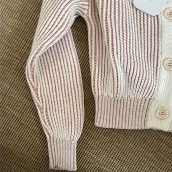 Eleventy Cream and Pink Ribbed Knit Sweater - Picture 4 of 6